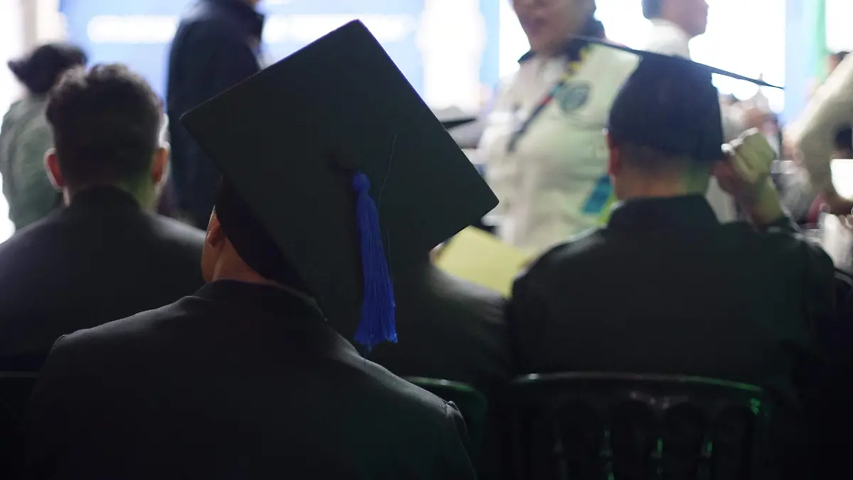 PROHIBIDO AFTER_GRADUACIONES