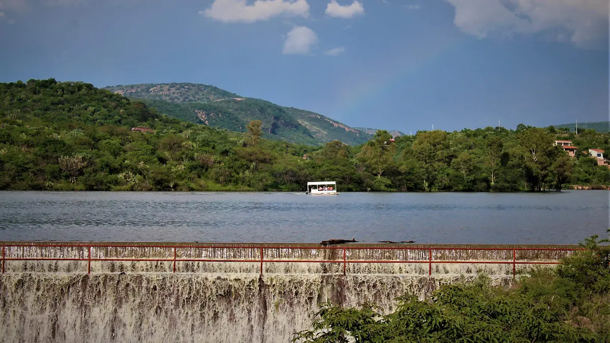NATURALEZA PAZ CALMA  (1)