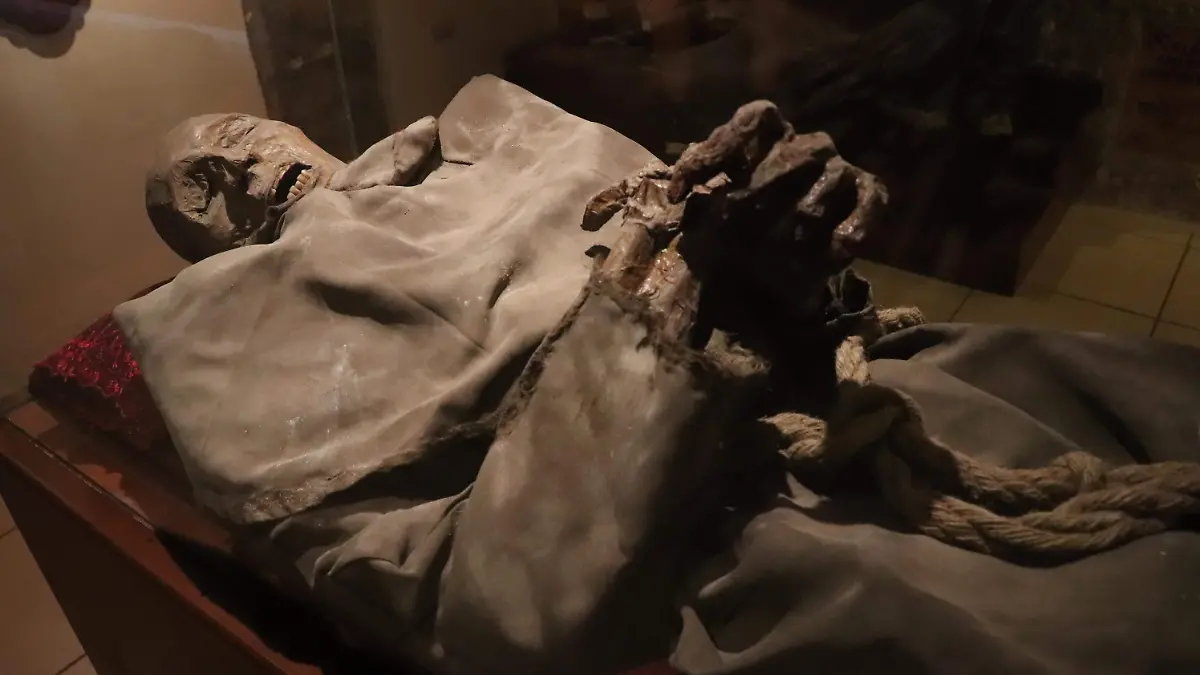 MOMIAS DE GUANAJUATO_AGS