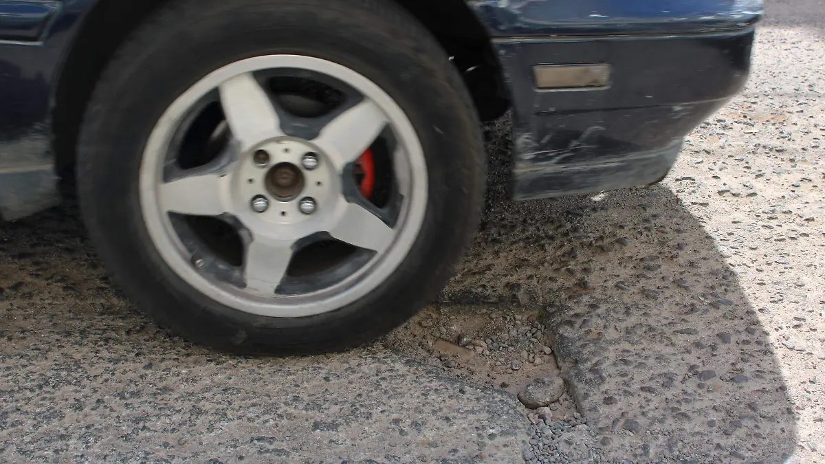 VIALIDADES MAL ESTADO_LLUVIAS Y BACHES