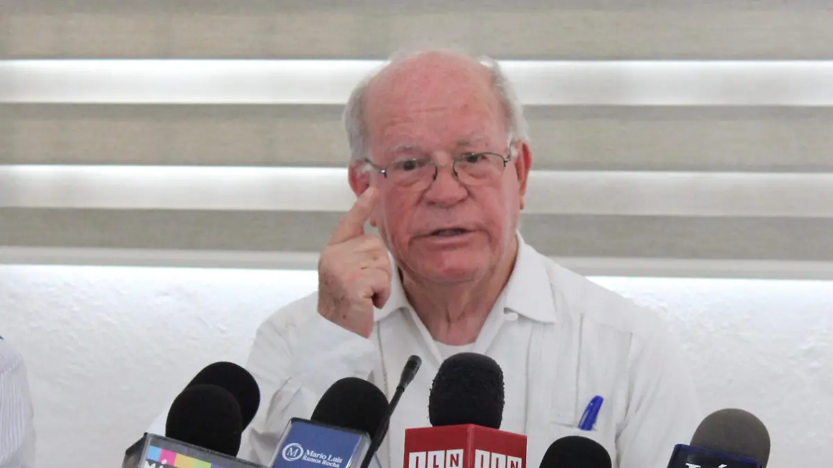 MONSEÑOR RICARDO CUELLAR