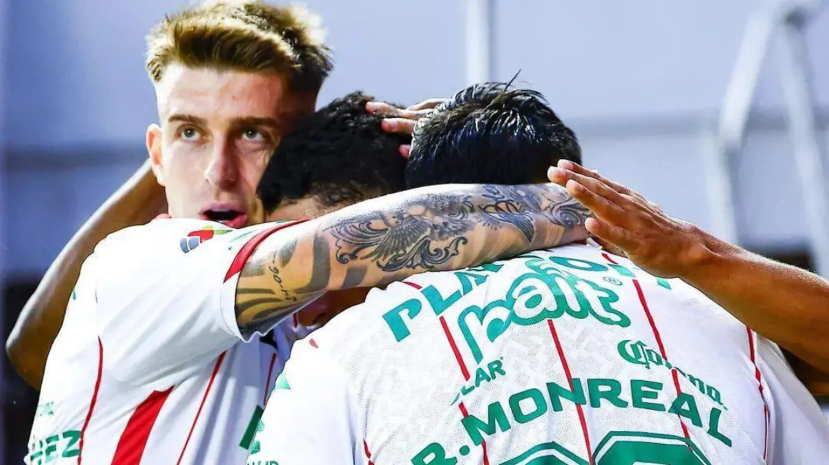 CLUB NECAXA_VICTORIA