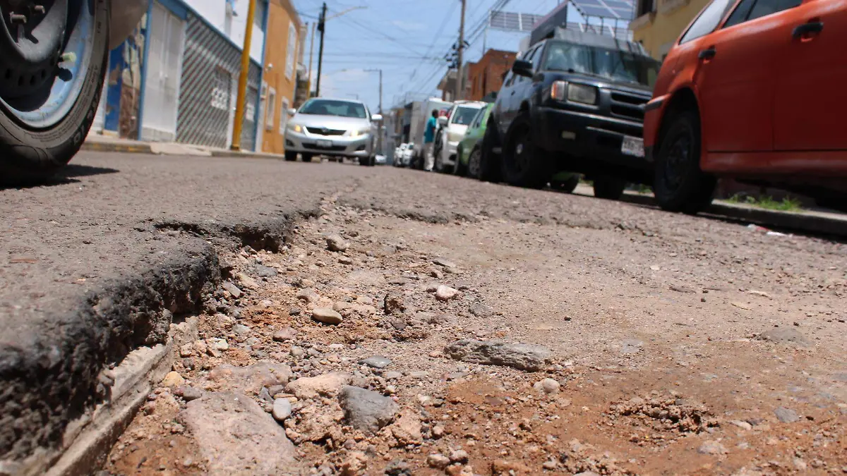 BACHES_CALLES DAÑADAS_LLUVIAS