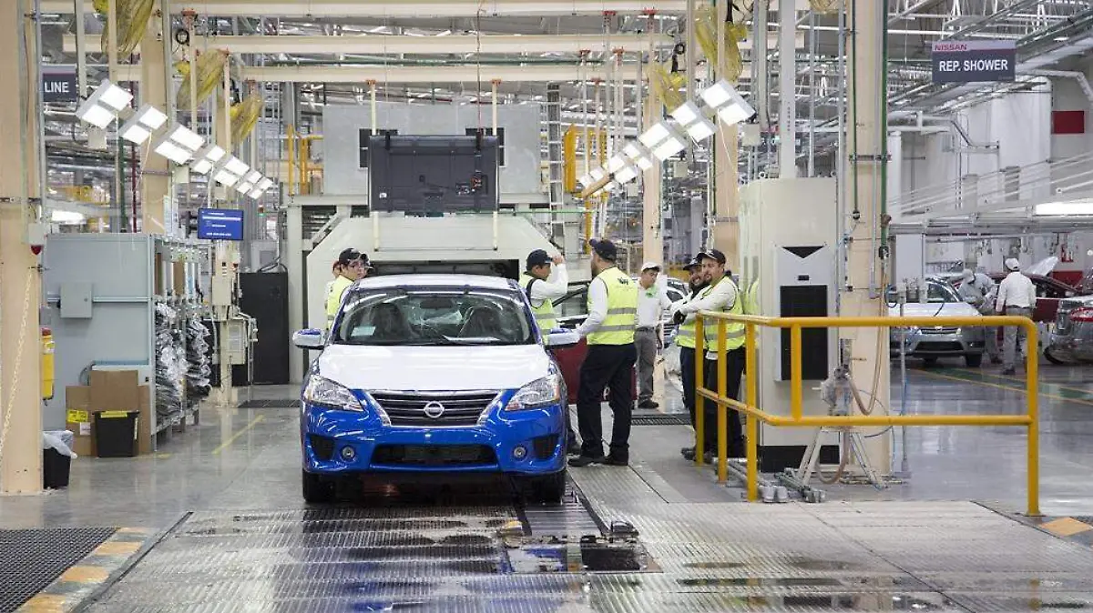 AUTOS Y AUTOPARTES 3