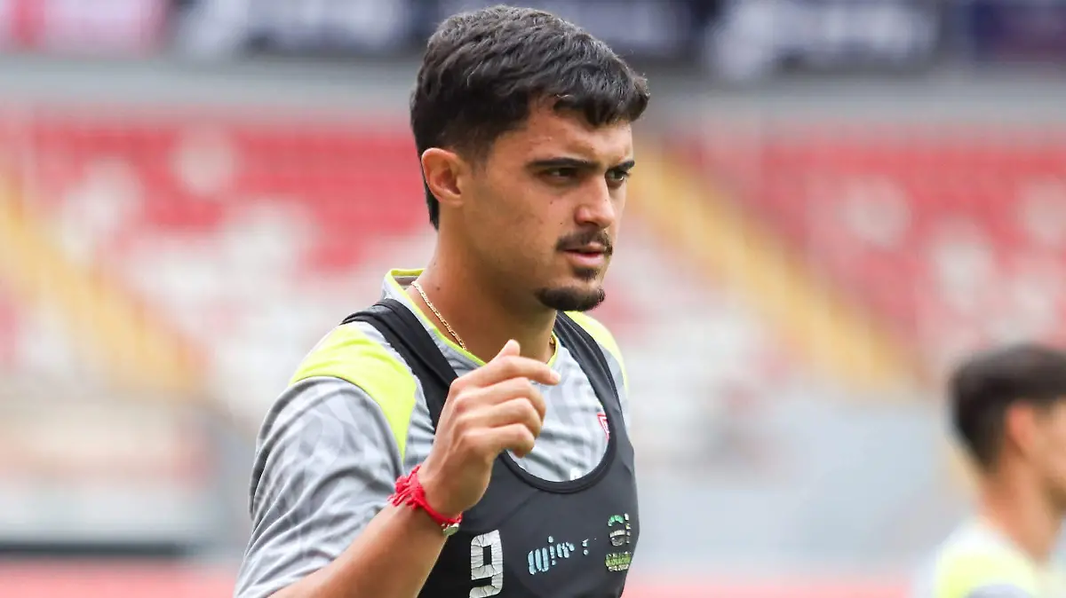 NECAXA-AGUSTIN OLVEROS-LESION