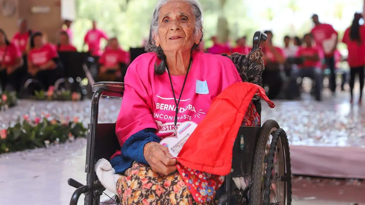 FAMILIAS MIGRANTES_ENTREGA DE APOYOS