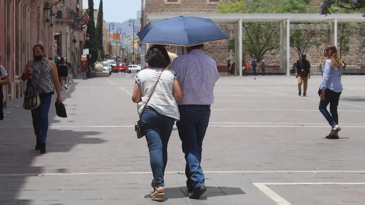 PAREJAS-MAL DE AMORES