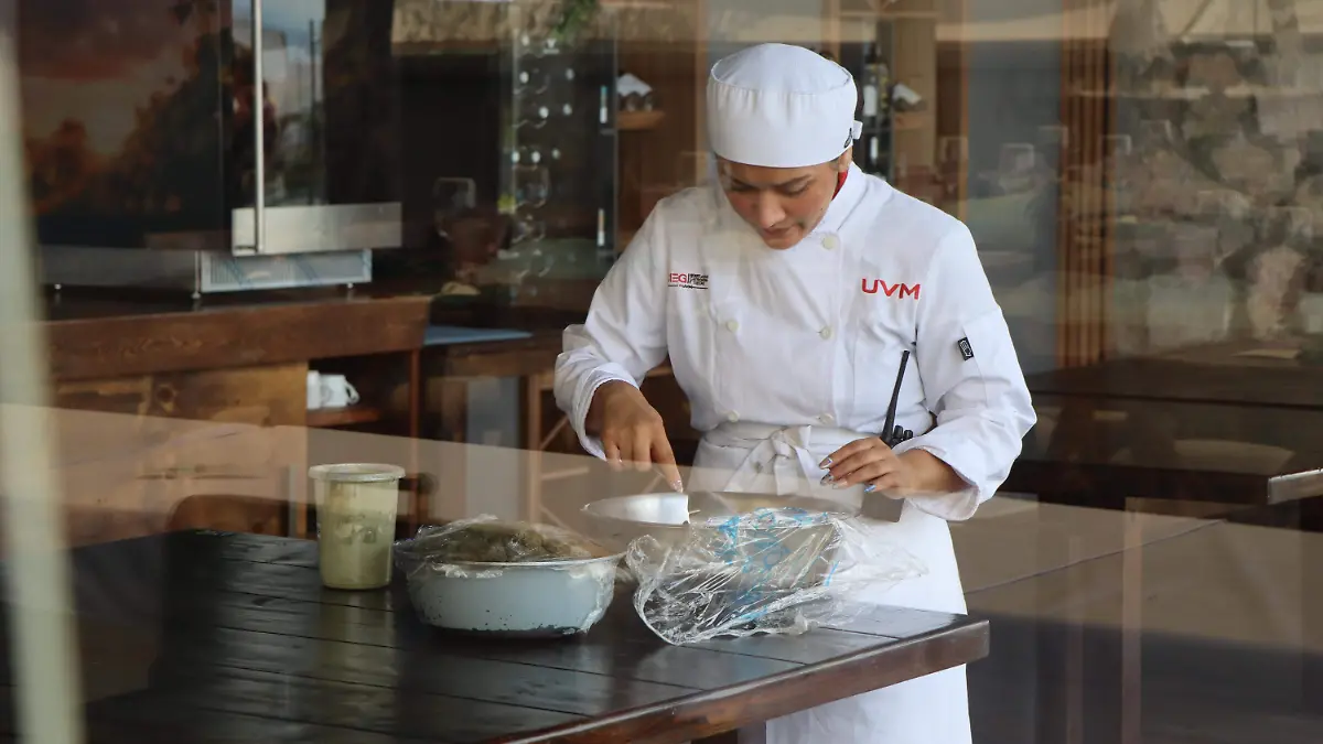 PREPARACIÓN-ALIMENTOS-BEBIDAS