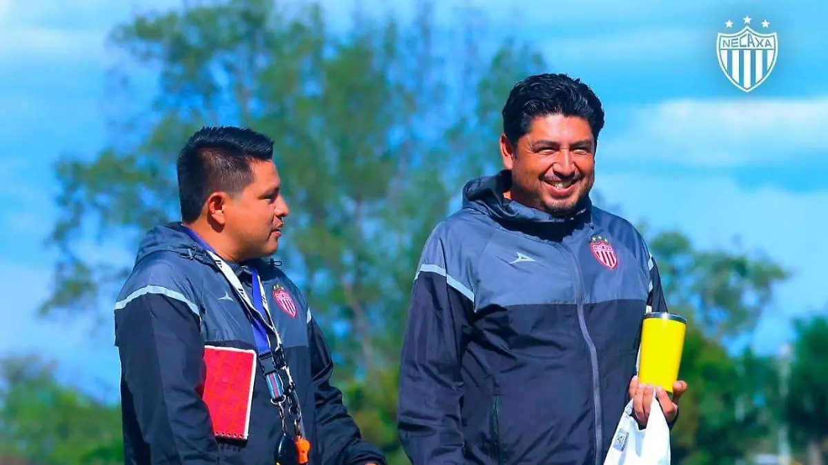 CENTELLAS_FUTBOLISTAS_NECAXA