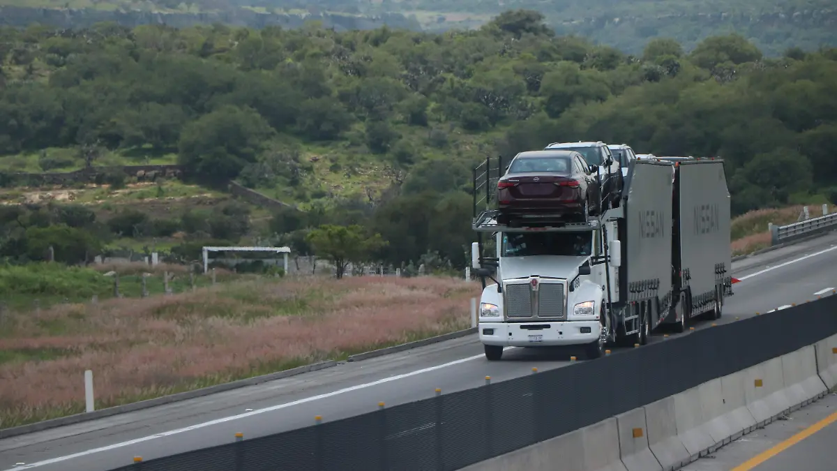 TRABAJADORES_DERECHOS_LABORALES