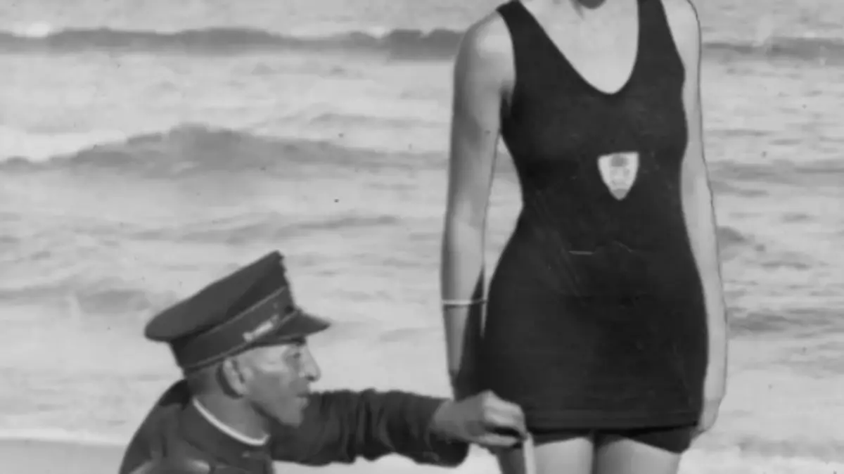 TRAJE DE BAÑO_BIKINI_HISTORIA