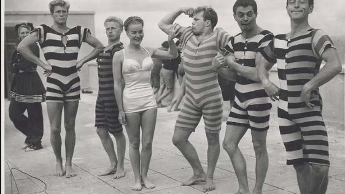 TRAJE DE BAÑO_BIKINI_HISTORIA