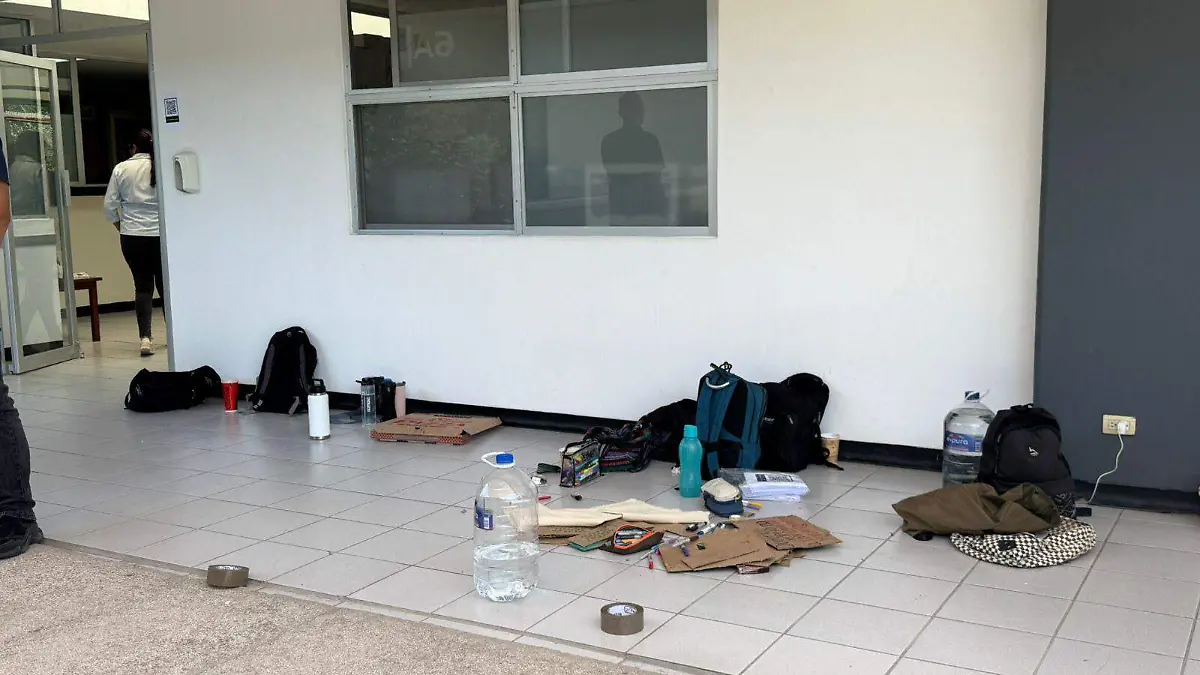 ALUMNOS HISTORIA_UAA_PARO