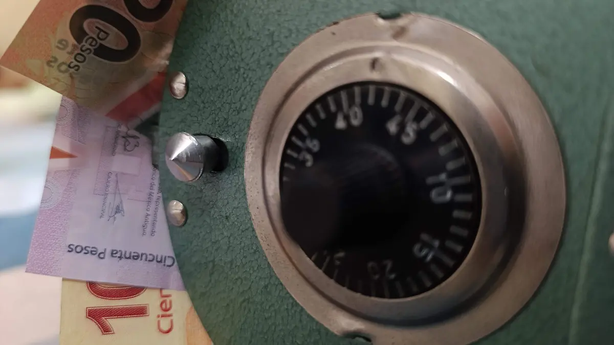 AHORRO_GASTOS_CRÉDITOS_DINERO