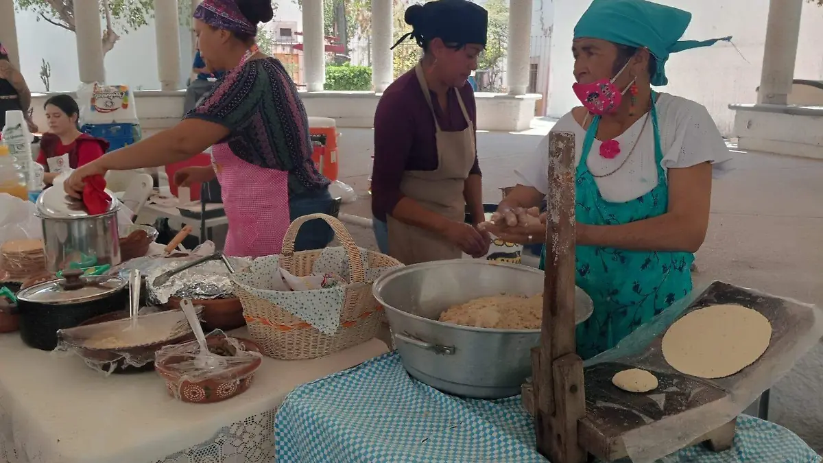 COMIDA_SABORES PATRIOS_CONVOCA