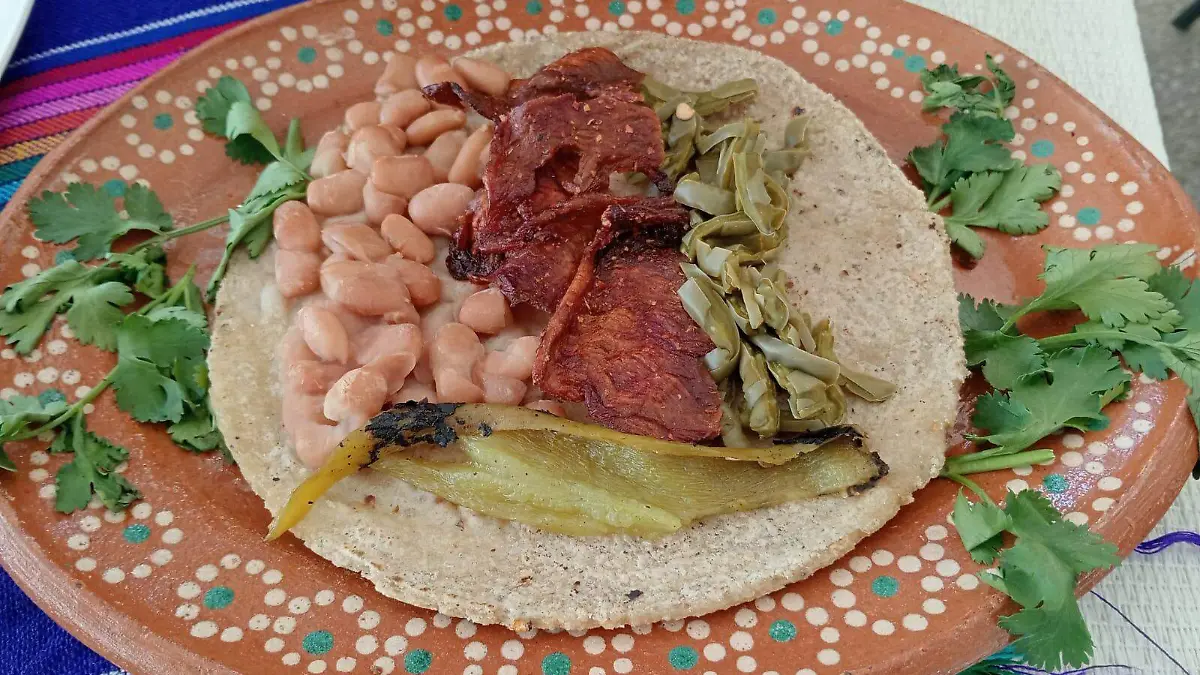 COMIDA_SABORES PATRIOS_CONVOCA