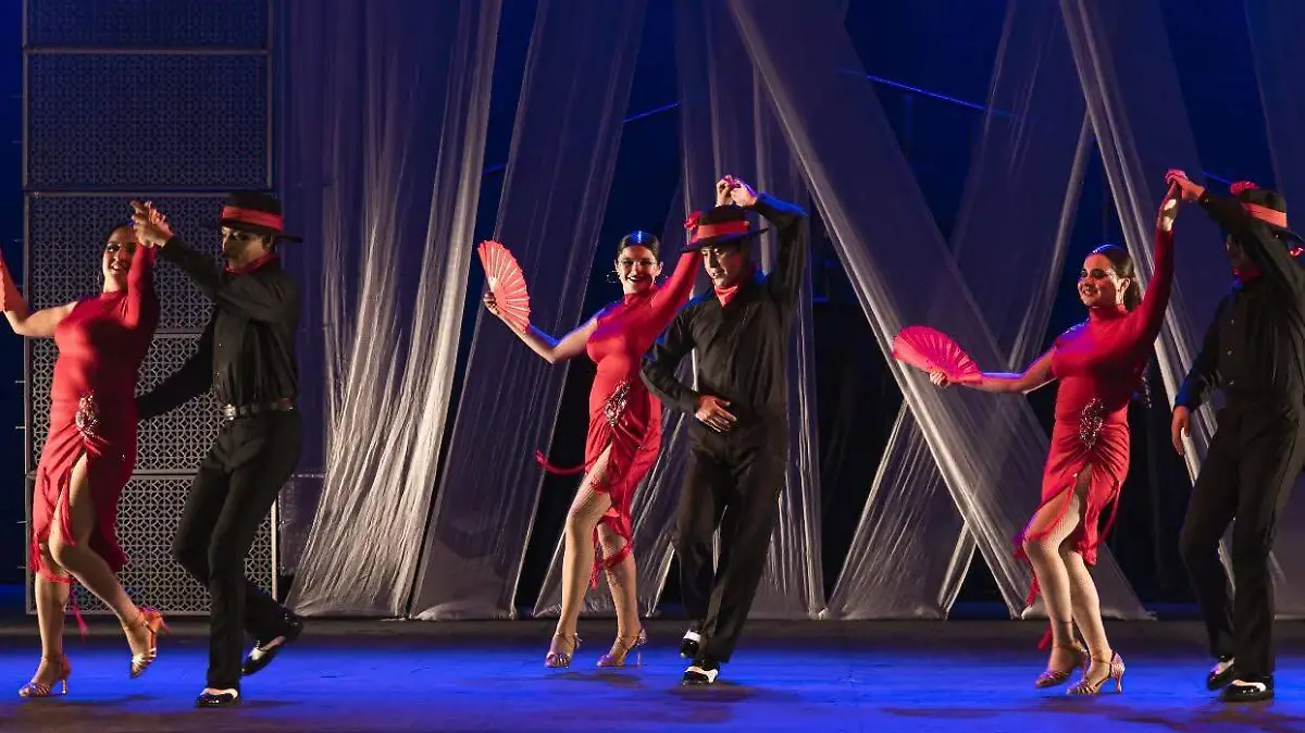 PACHUCOS_DANZA_BAILES_RUMBA