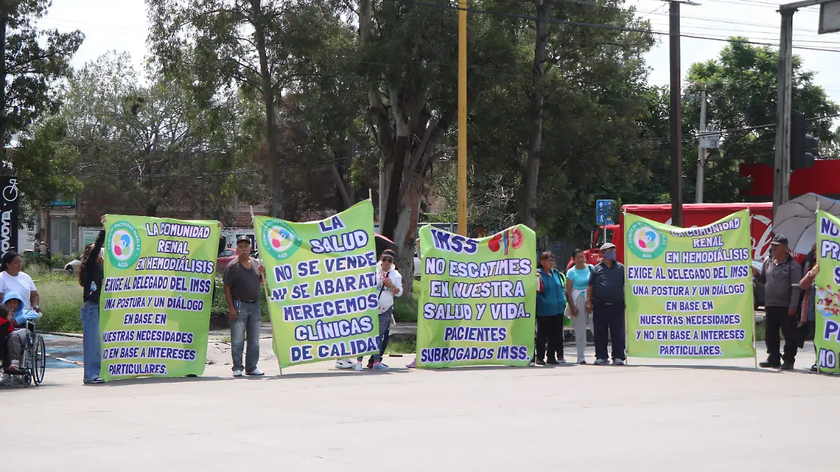 ENFERMOS RENALES_LICITACIÓN_AMPAROS