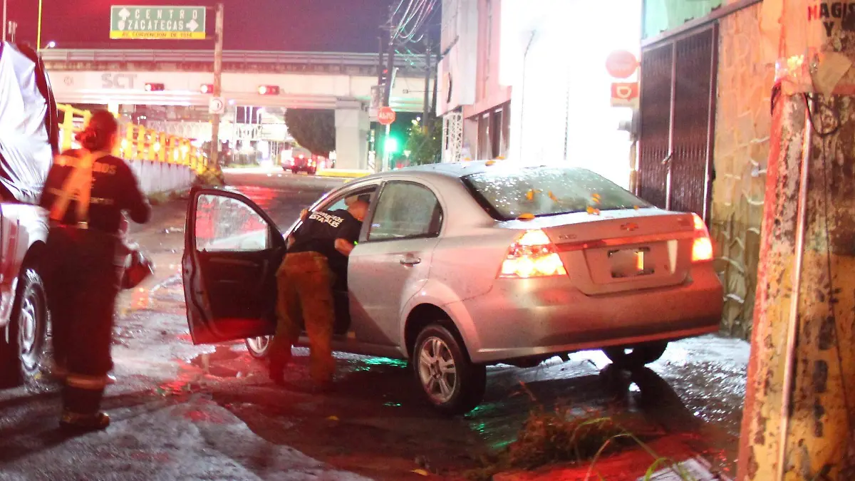  CARROS ACCIDENTADOS (3)