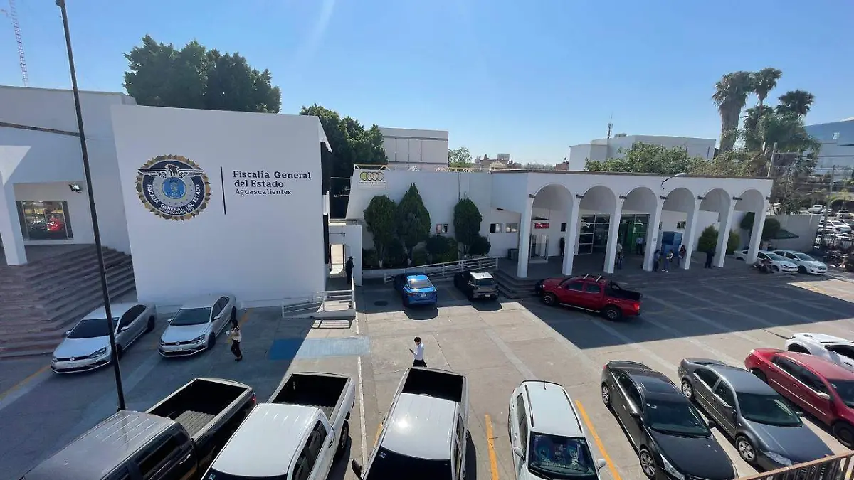 RENÉ CARRILLO_CASO_FGEA