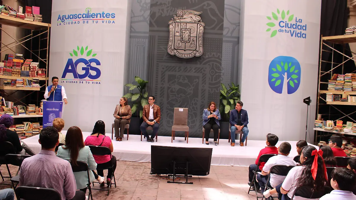 PRESENTACION LIBRO X AGS (5)
