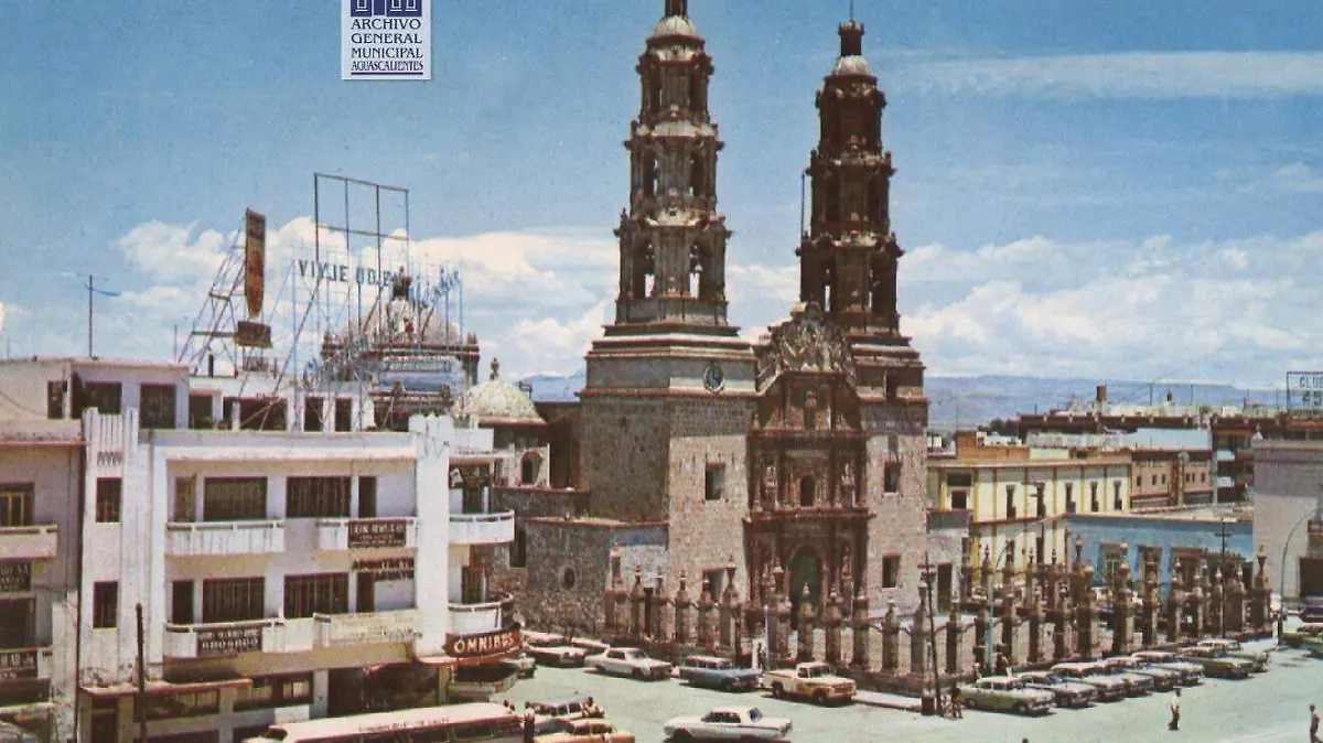 PLAZA 1