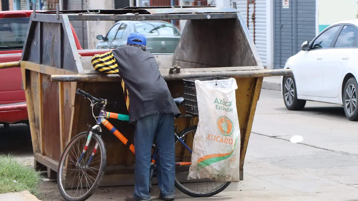 CARENCIA-POBREZA-DESARROLLO