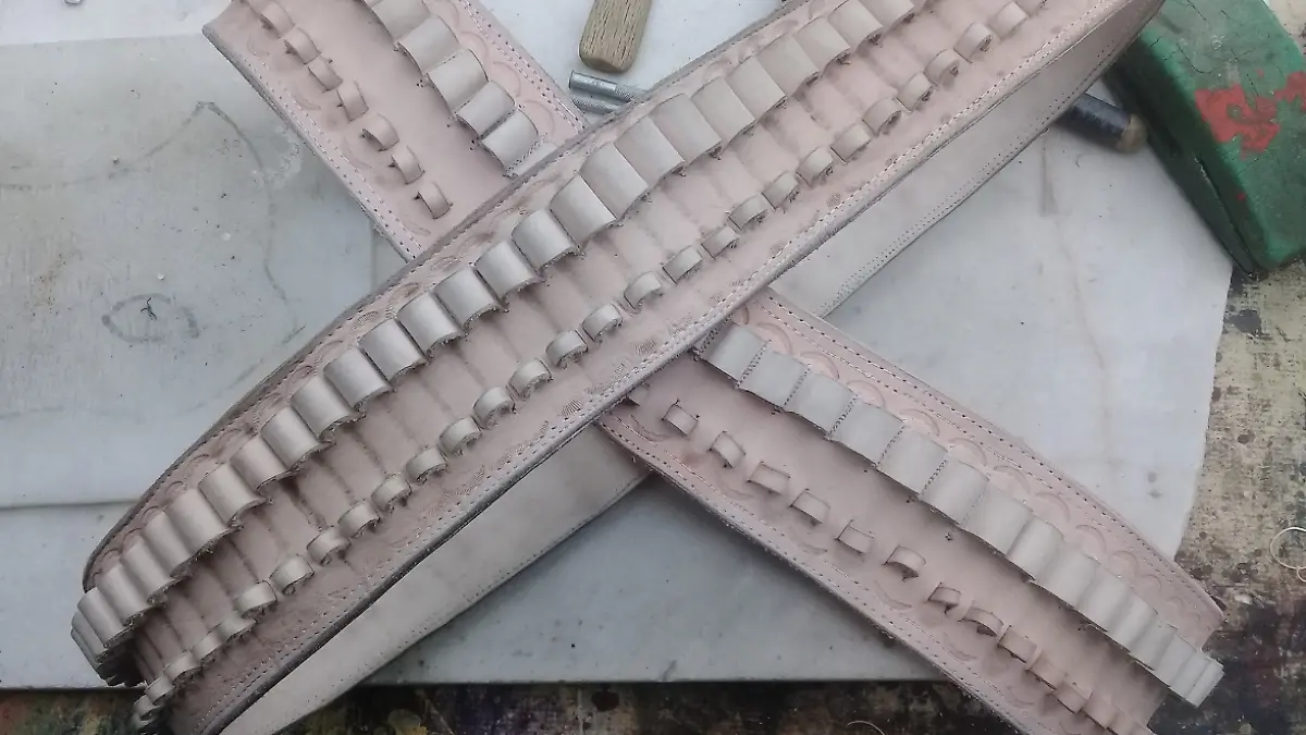 CARRILLERAS-ROPA TIPICA-FIESTAS PATRIAS