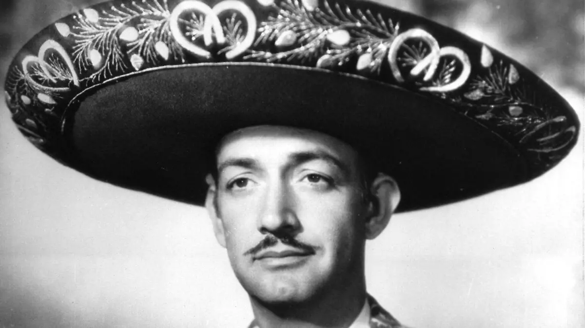 8-Jorge-Negrete-1531x1536