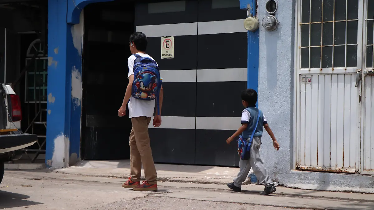 INSTITUTO DEL HOMBRE 3