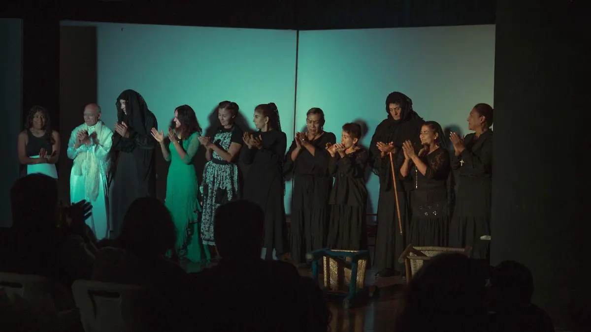 BERNARDA-PUESTA EN ESCENA-TEATRO