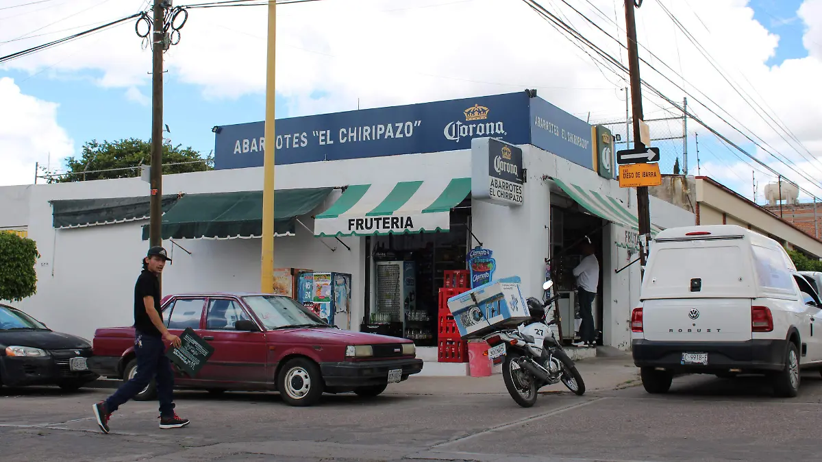 TIENDAS DE ABARROTES-IMPUESTOS-REFRESCOS