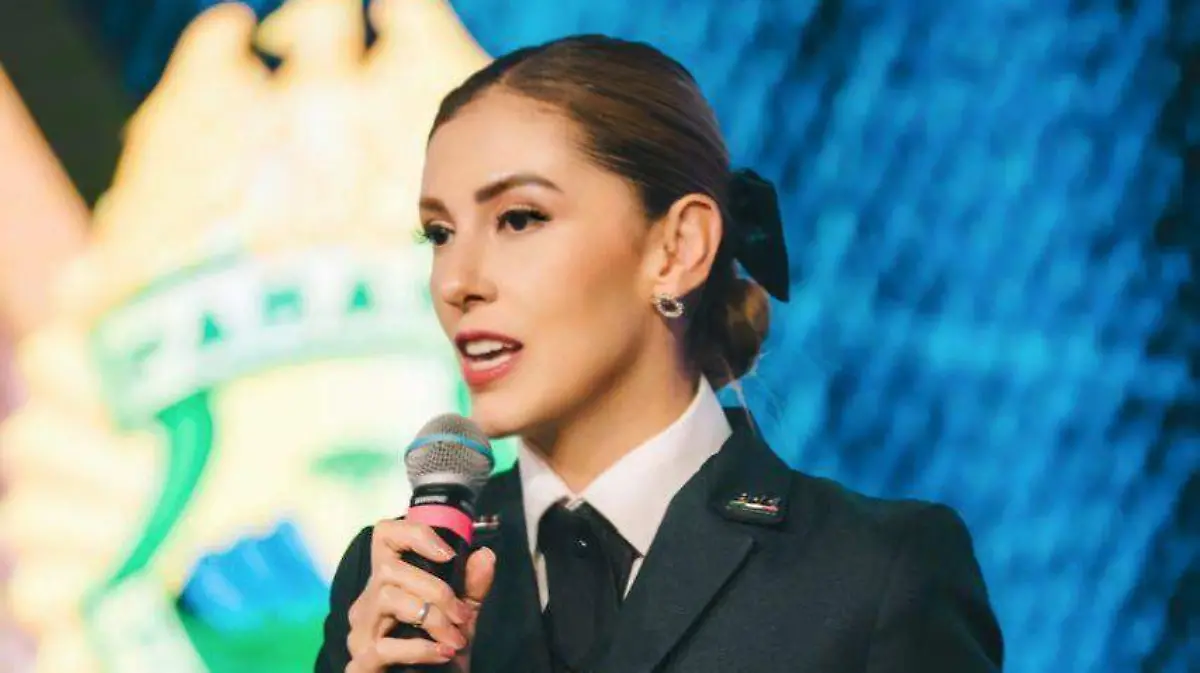 SIMPOSIO-SEGURIDAD-MICHELLE OLMOS