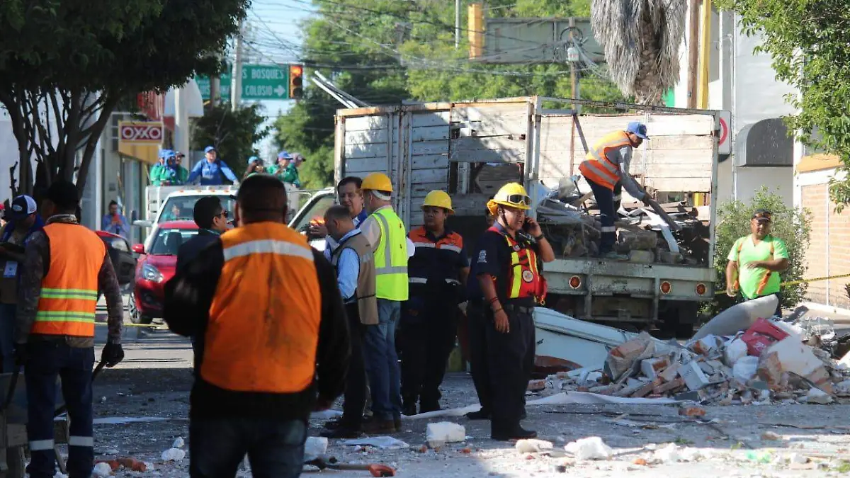 EXPLOSIÓN DE VALLE (3)