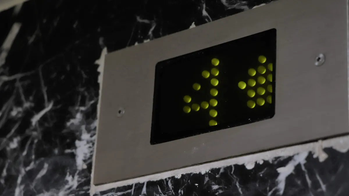 MITOS_SUPERSTICIONES_13_CONSTRUCCIÓN