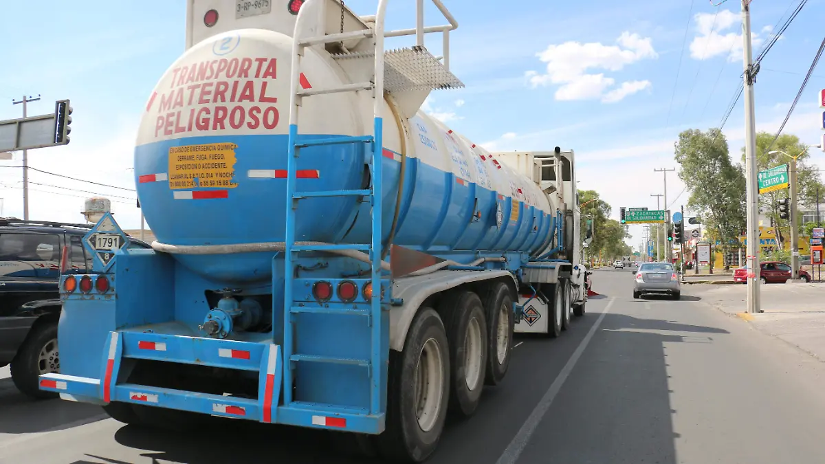 PIPAS DE GAS_TRANSPORTE PESADO_MONITOREO