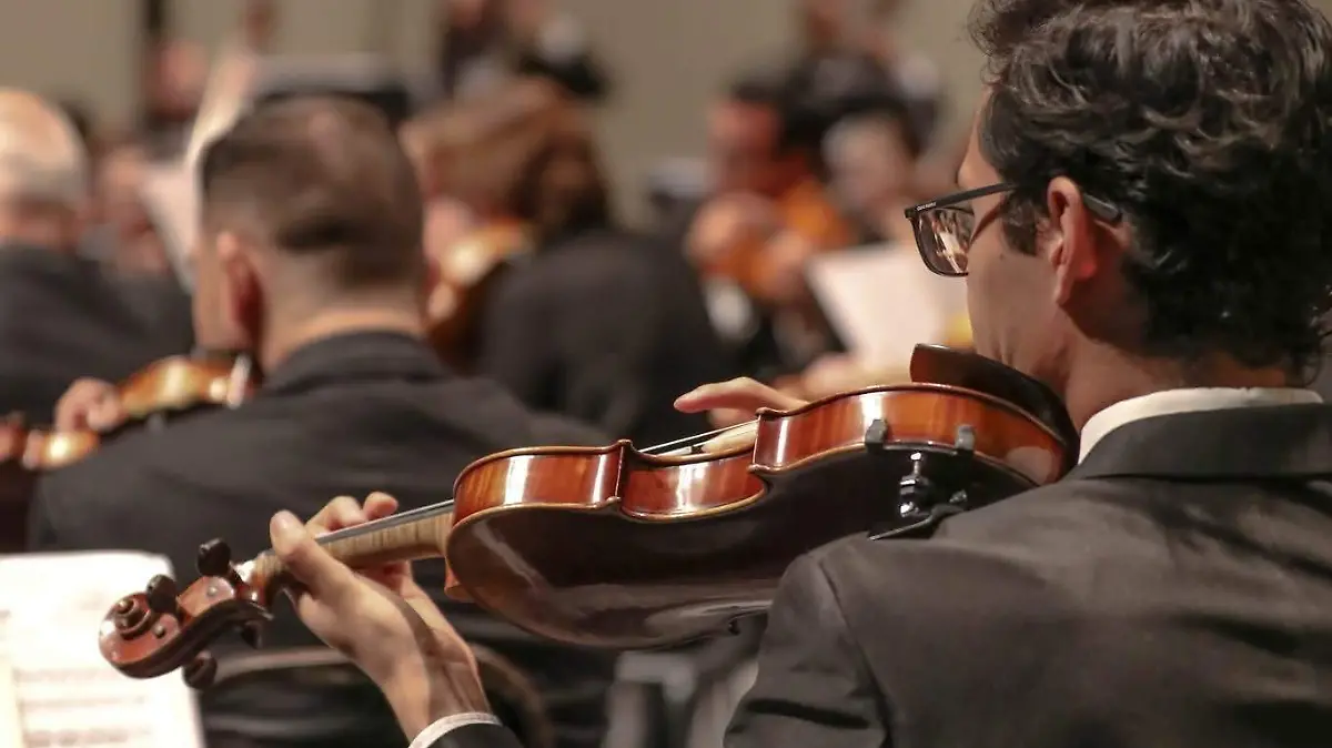 AGUAYO REQUIEM-CONCIERTO-OSA