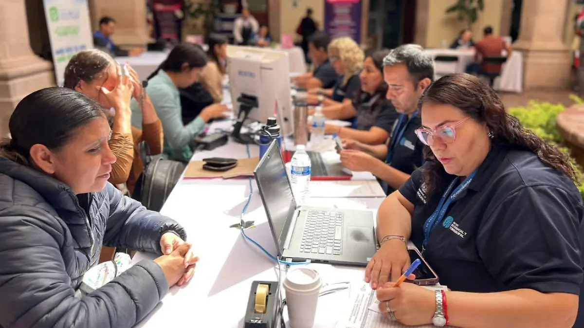 FERIA DEL EMPLEO-PALACIO-VACANTES