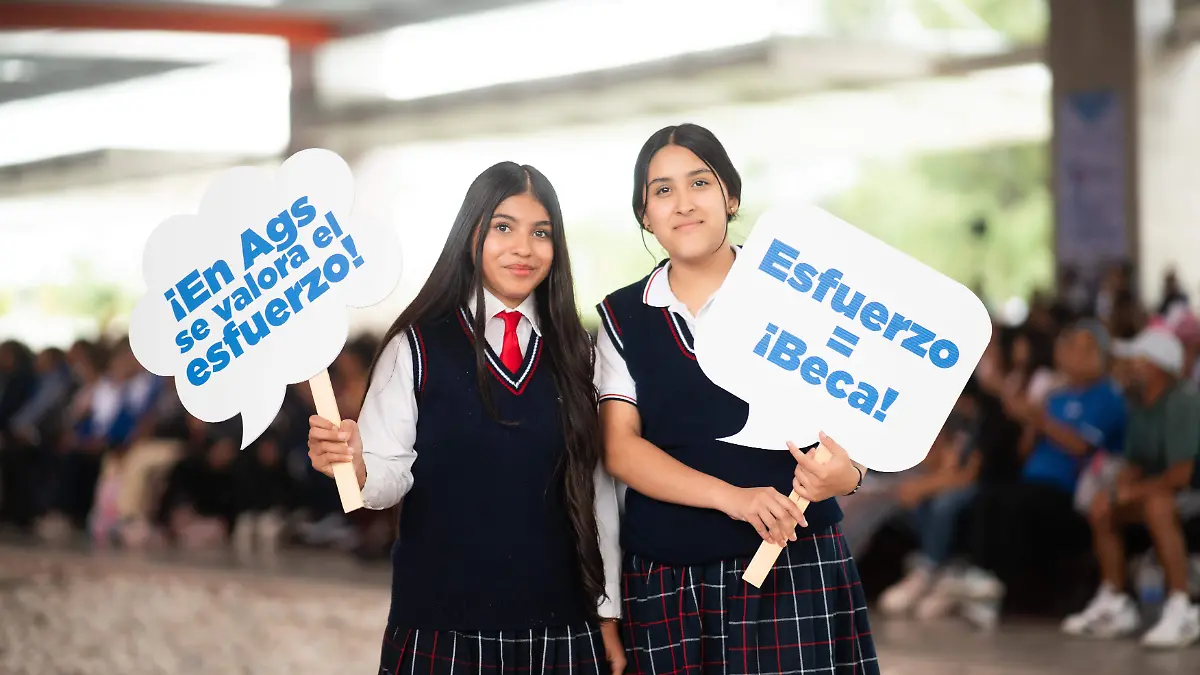 BECAS IEA.JPG