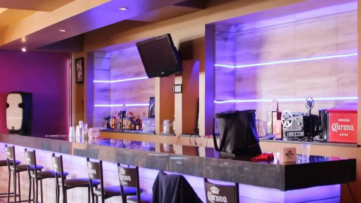 NARCOCORRIDOS-BARES-SANCIONES