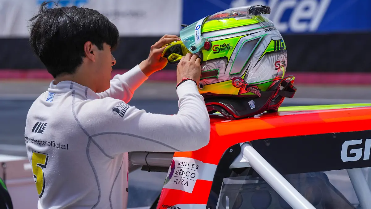 MATEO GIRON-OVALO-NASCAR