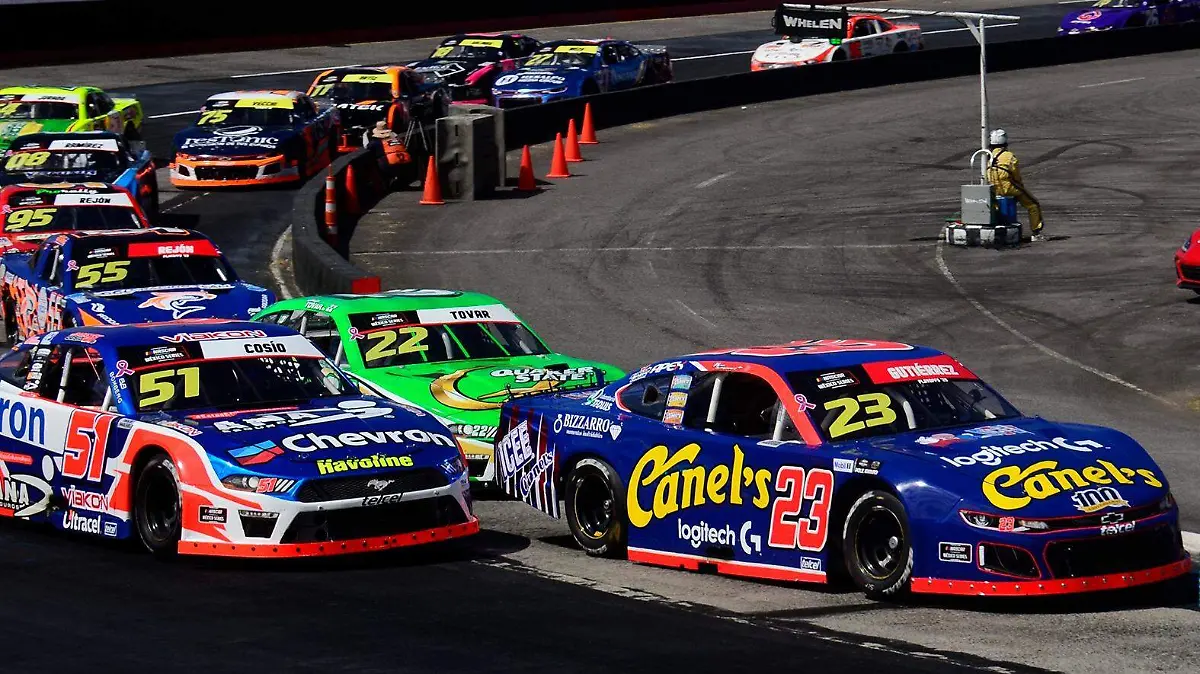 CARRERA-OVALO-NASCAR