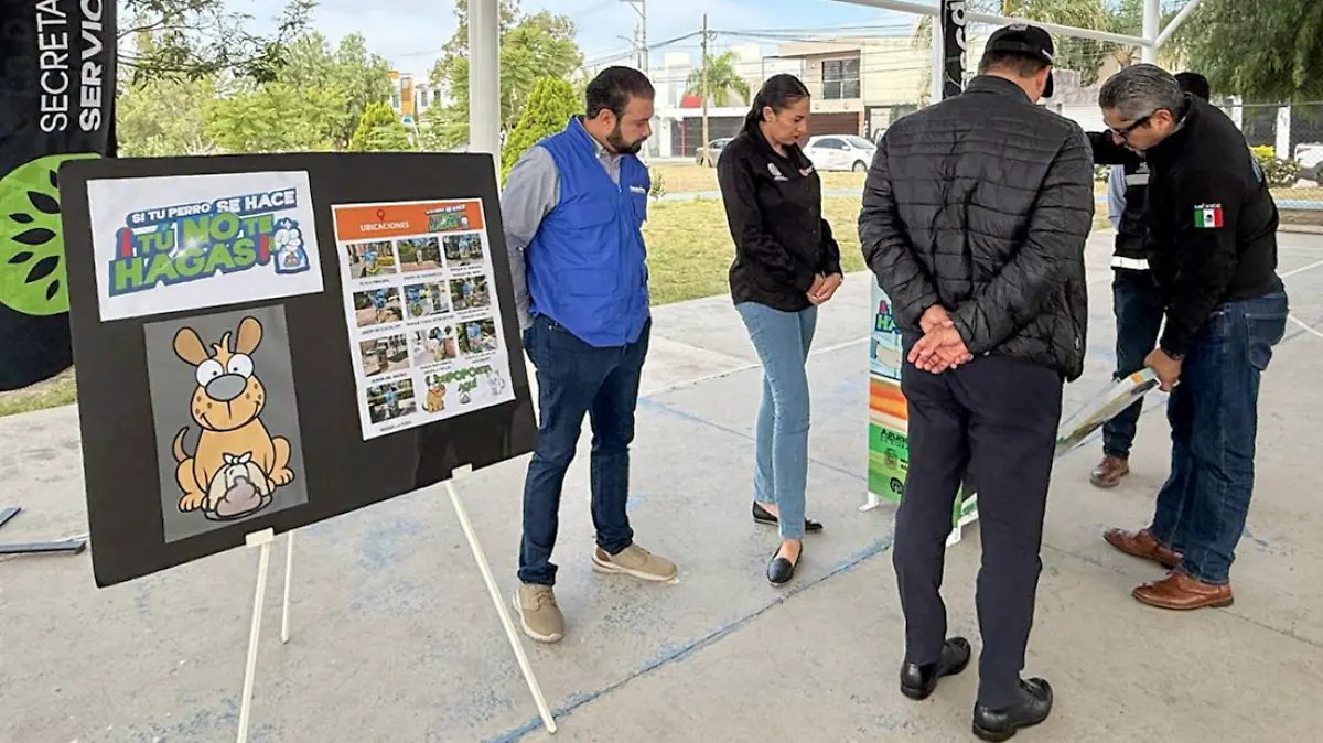 MASCOTAS-CAMPAÑA-LEO MONTAÑEZ