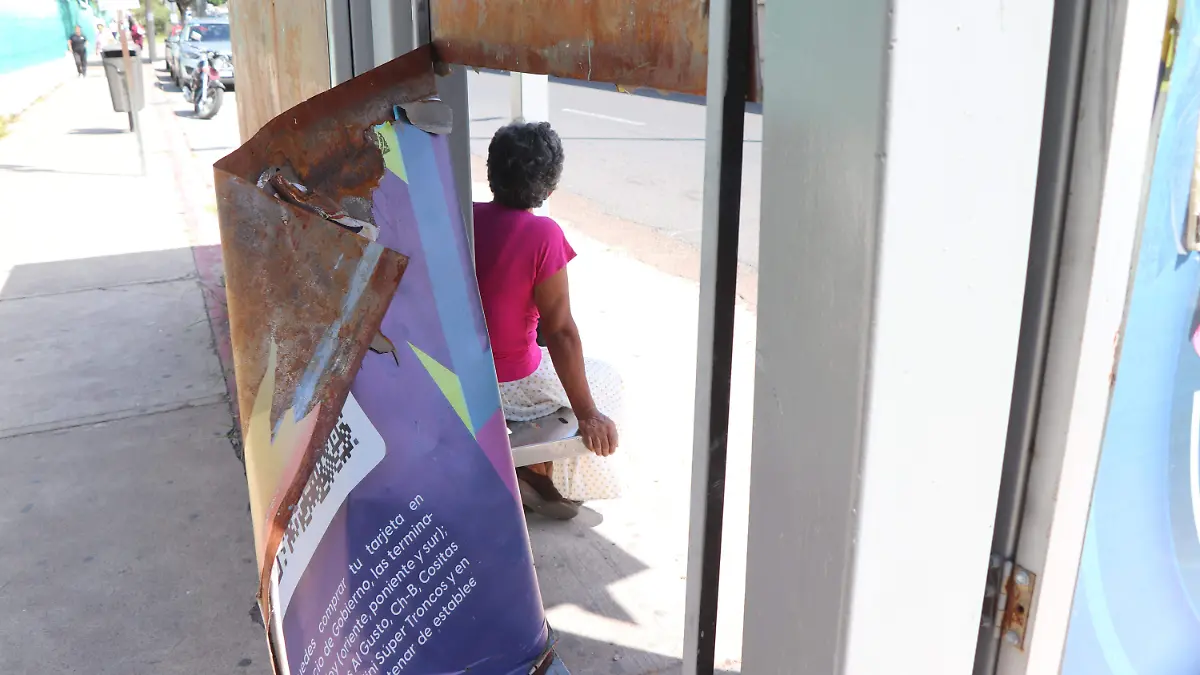 DENUNCIA-AUTOBUS-PARADA