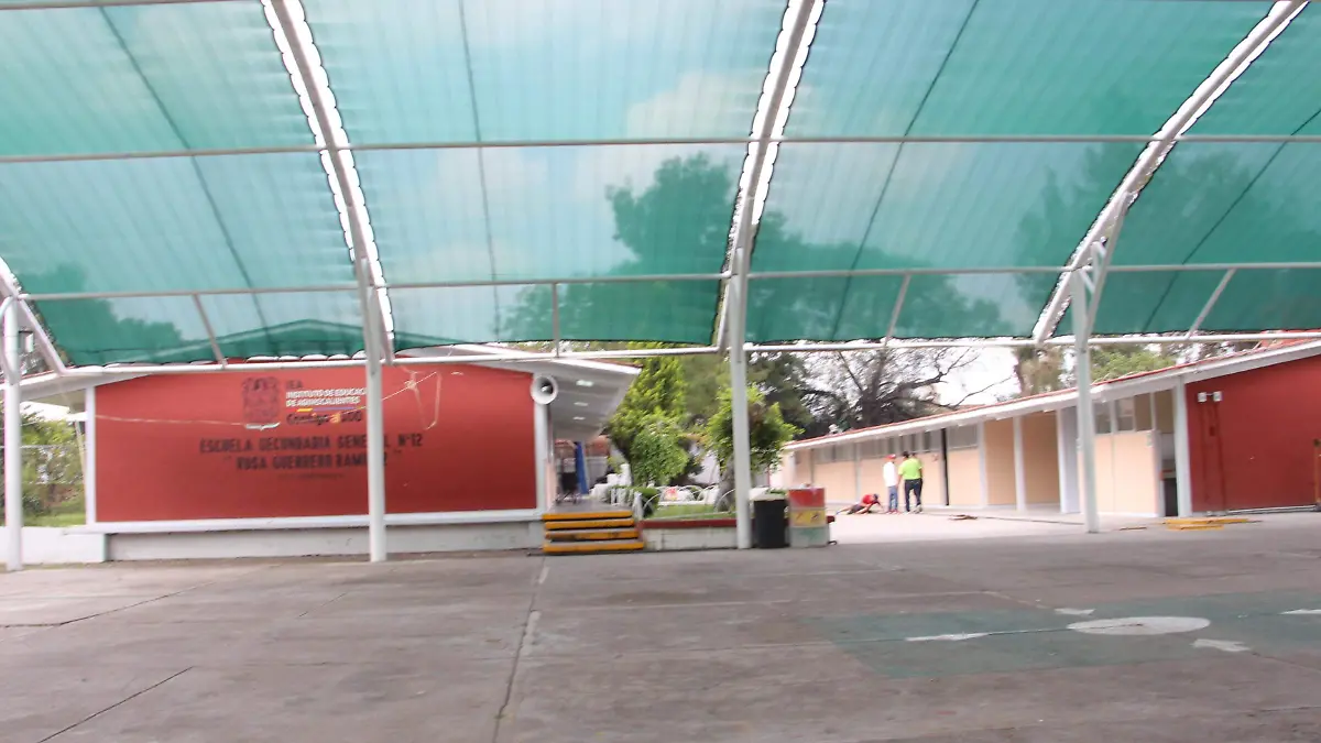 ESCUELA_ESTUDIANTES_MAESTROS 