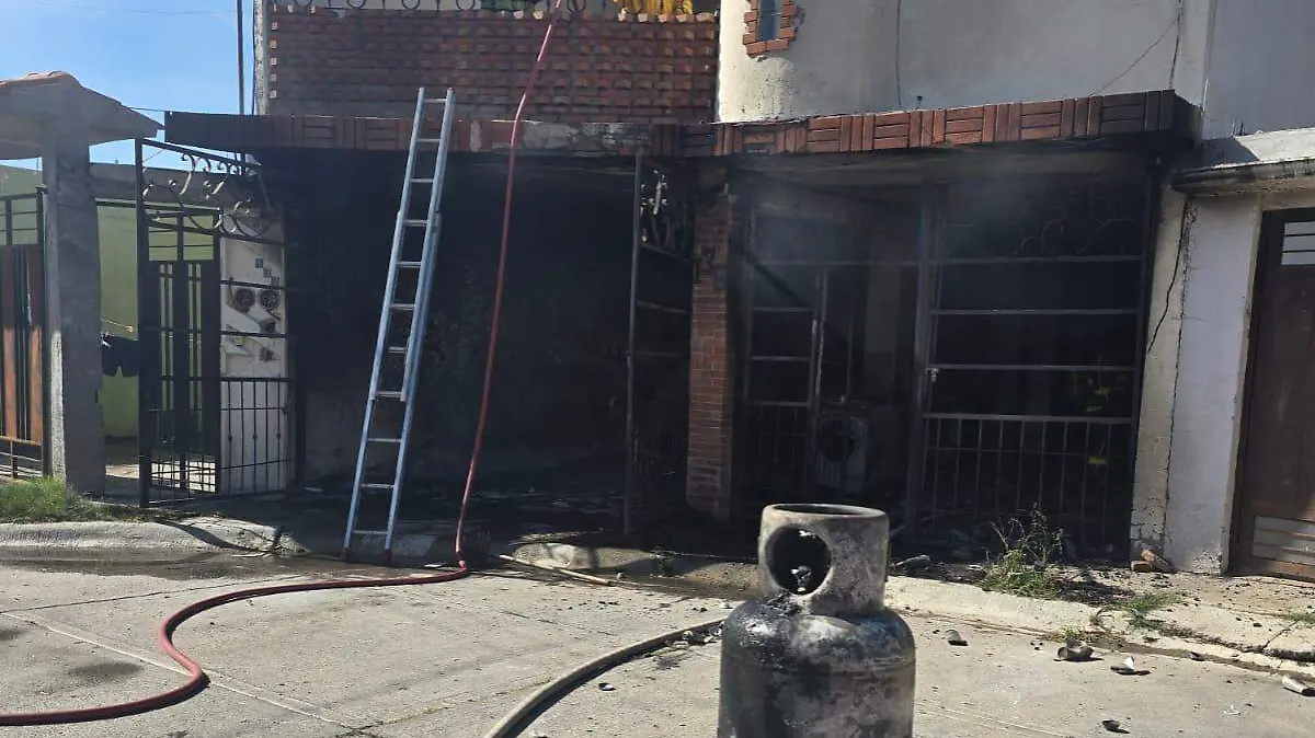 EXPLOSIÓN-PERRITO-COBANO