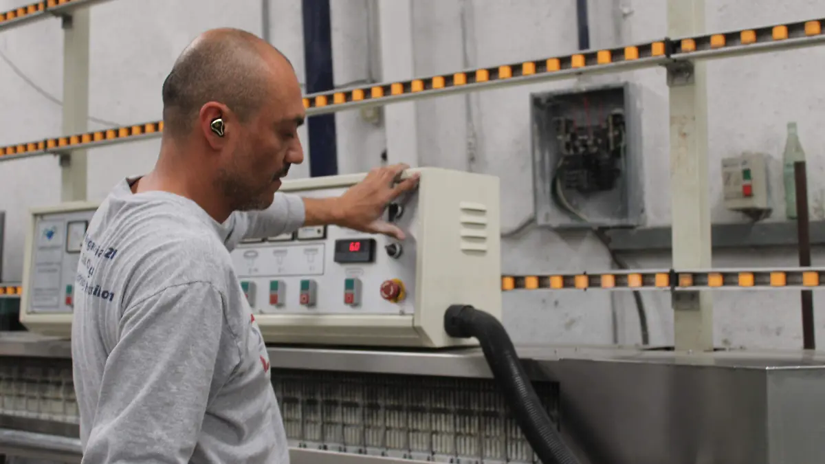TRABAJADORES, PRODUCCIÓN (1)