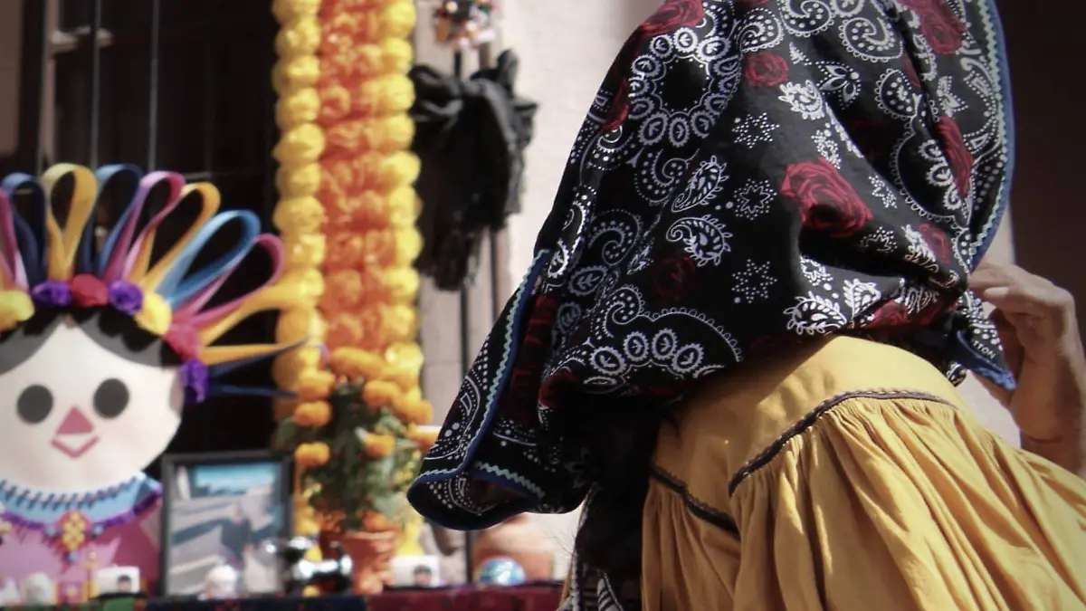 MARIA GONZALA-ALTAR-ARTESANA