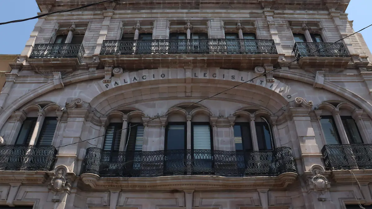 CONGRESO GOBIERNOS PARTIDOS (2)