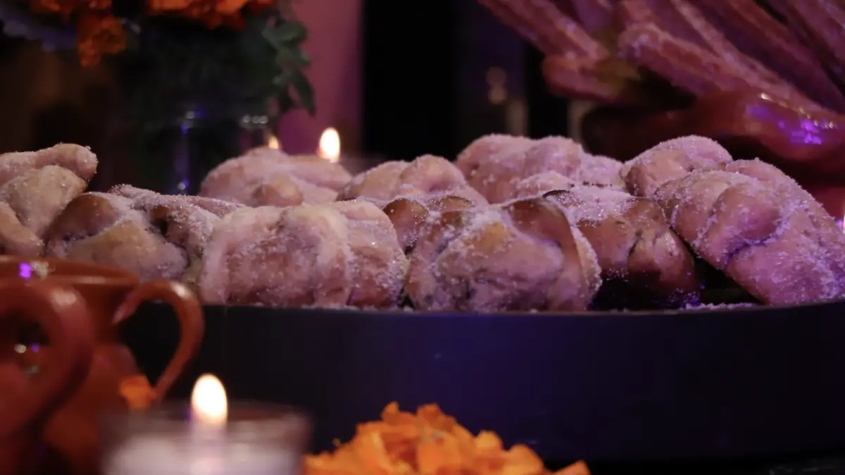 ALTAR DE MUERTOS-PAN-TRADICION